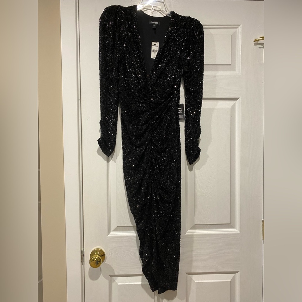 Elegant black Express sequin midi gown